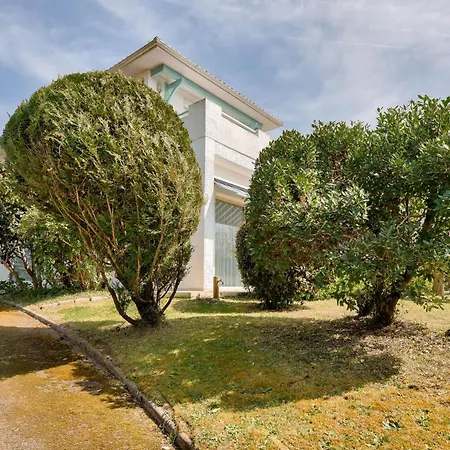 Pour 9 Sur Le Port De Taussat Avec Piscine