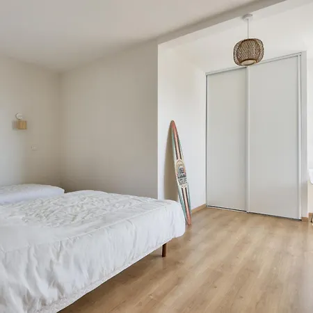 Pour 9 Sur Le Port De Taussat Avec Piscine